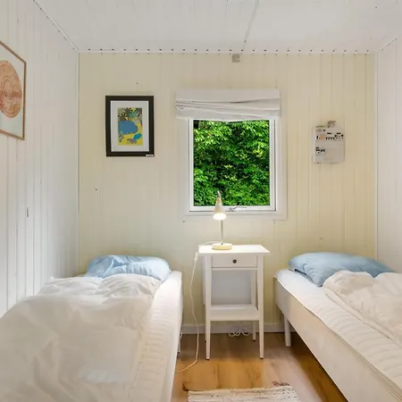 Severine - 1km To The Fjord By Interhome 펜션